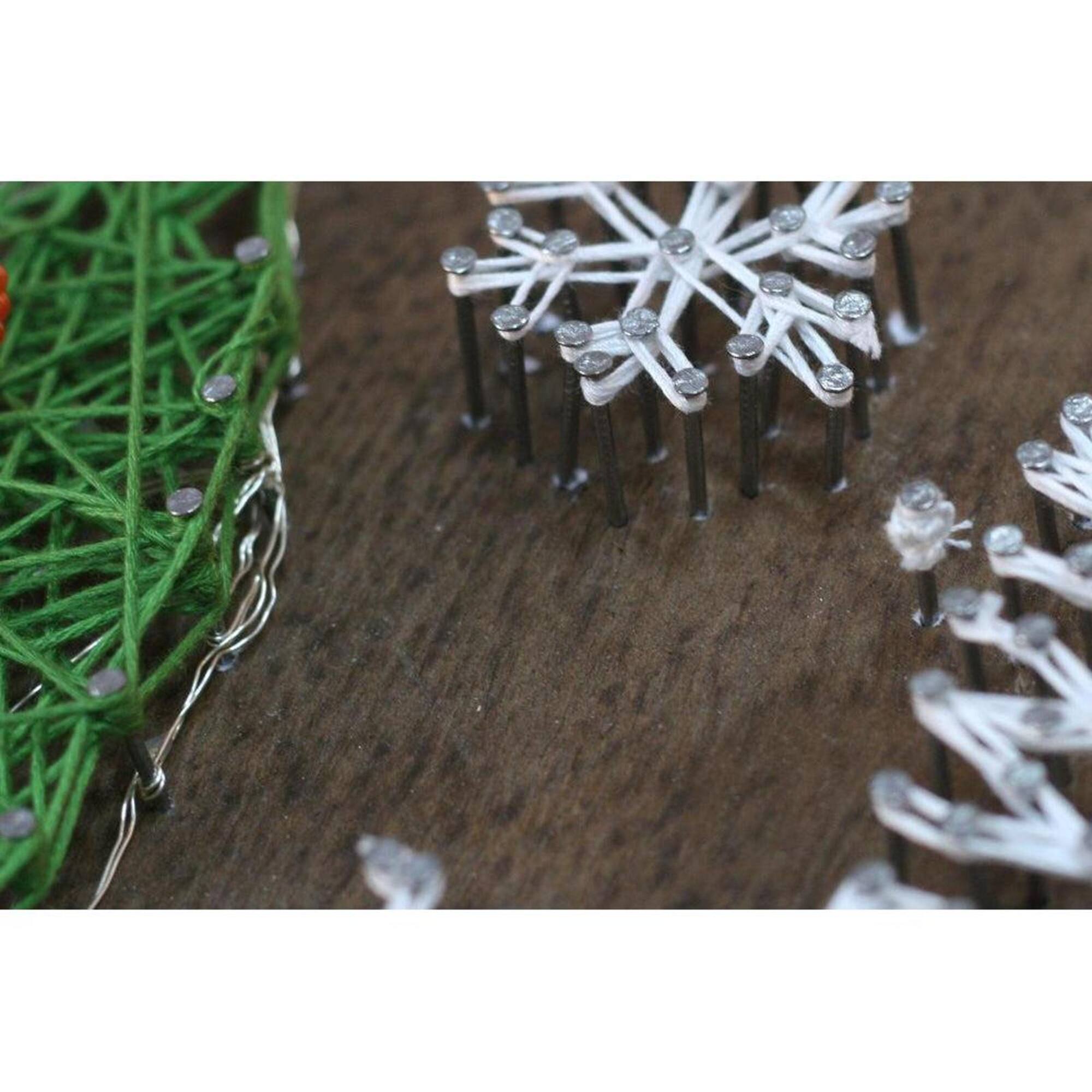 Abris Art Christmas Tree String Art Creative Kit